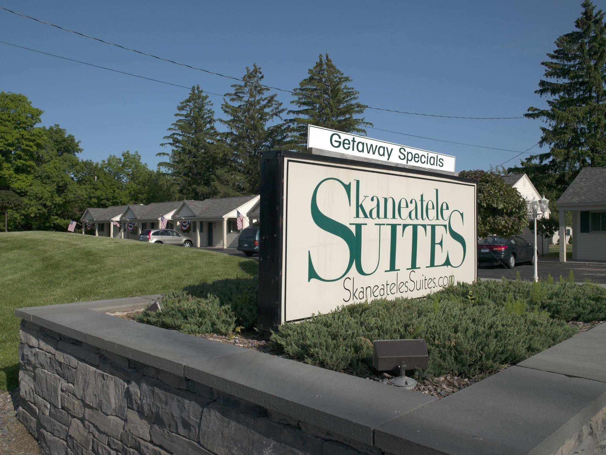 Skaneateles Suites Exterior photo